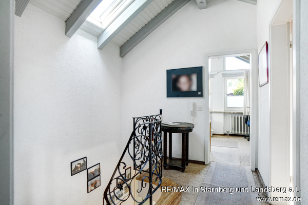 Flur DG Einfamilienhaus Tutzing