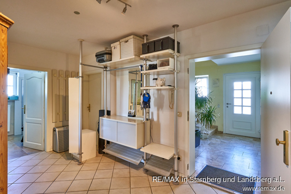Diele Erdgeschosswohnung Windach