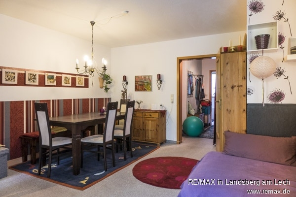 Wohnzimmer Etagenwohnung K�nigsbrunn