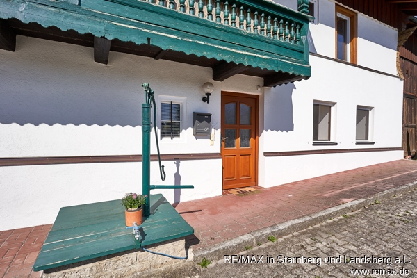 Am Brunnen vor dem Haustore Einfamilienhaus Ergoldsbach / Langenhettenbach
