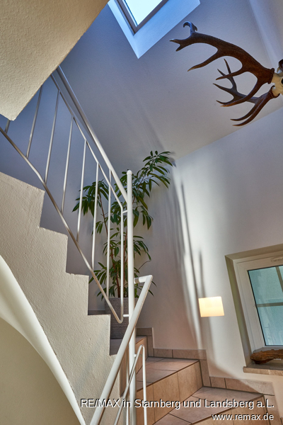 Treppe ins EG Einfamilienhaus Penzing