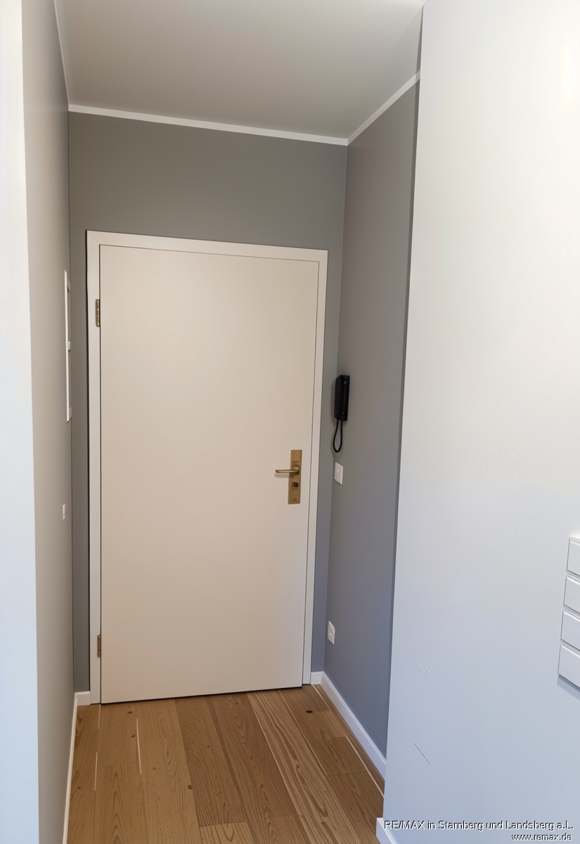 Diele - Eingang Etagenwohnung Gr�felfing