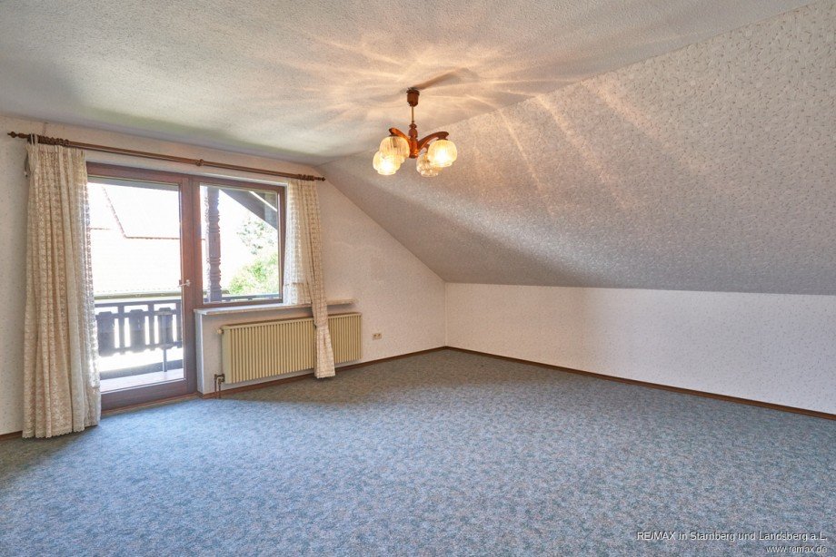 DG Wohn-Schlafzimmer ELW Einfamilienhaus T�rkheim