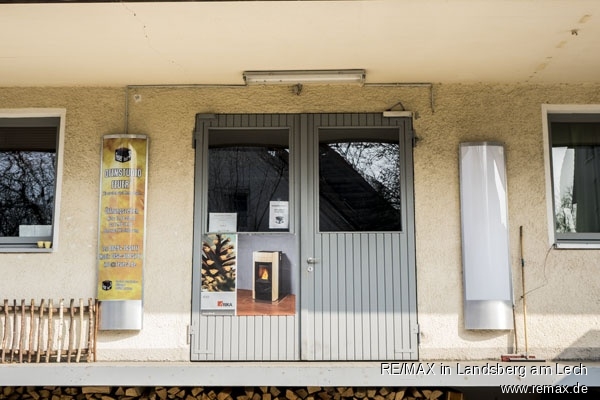 Eingang zum Ofenstudio Werkstatt Kutzenhausen