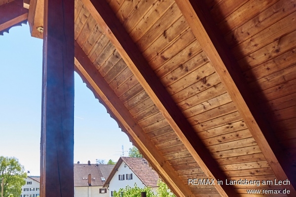Balkon im DG stra�enseitig Haus Jengen