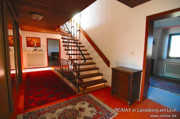 Flur/Treppe EG Einfamilienhaus Igling