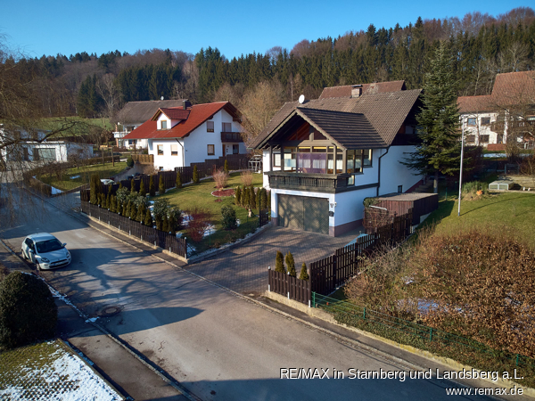Haus Ansicht S�d / Ost Einfamilienhaus Walkertshofen