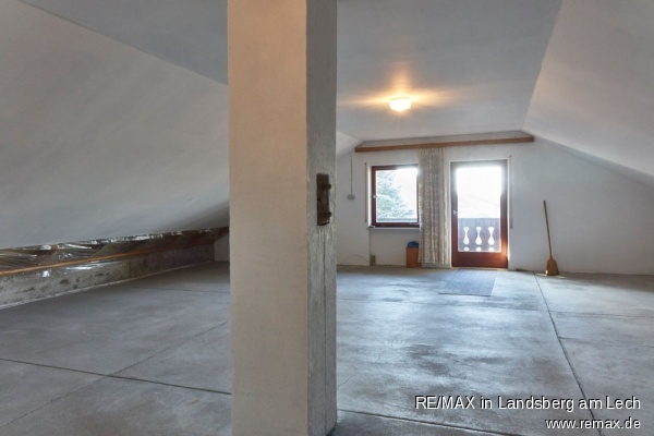 Ausbaureserve im DG Einfamilienhaus Finning / Entraching