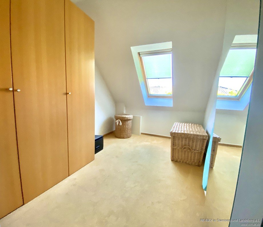 Kleines Kinderzimmer OG Doppelhaush�lfte Hamburg Niendorf