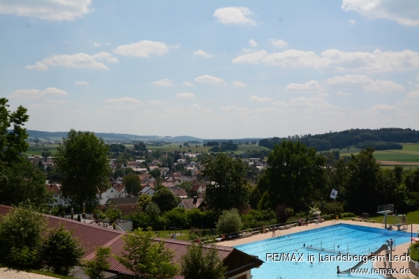 Waldschwimmbad und Panoramabad von Dinkelscherben Doppelhaush�lfte Dinkelscherben