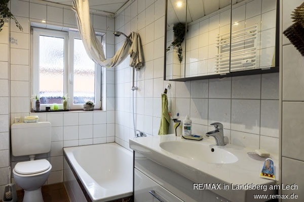 Bad Erdgeschosswohnung Gersthofen