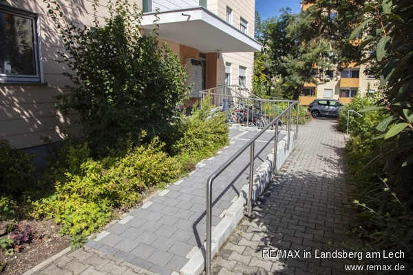 Barrierefrei, auch im neu angelegten Eingansbereich Etagenwohnung F�rstenfeldbruck