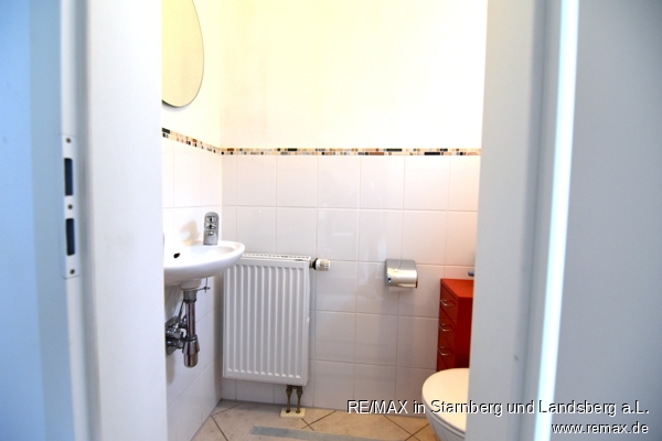 G�ste-WC im EG Doppelhaush�lfte Windach