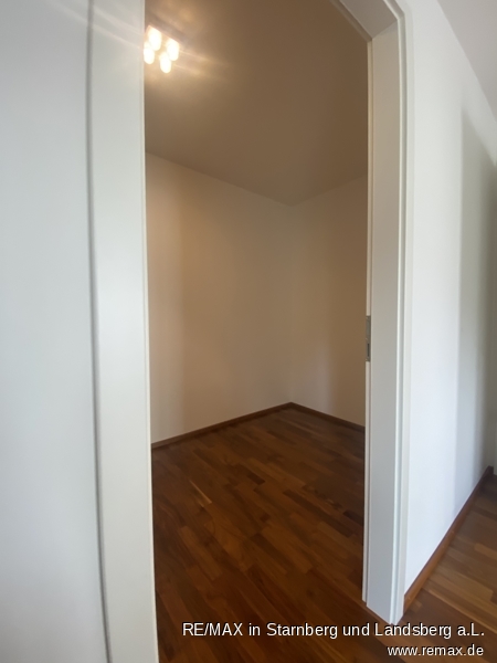Ankleide Etagenwohnung Gauting