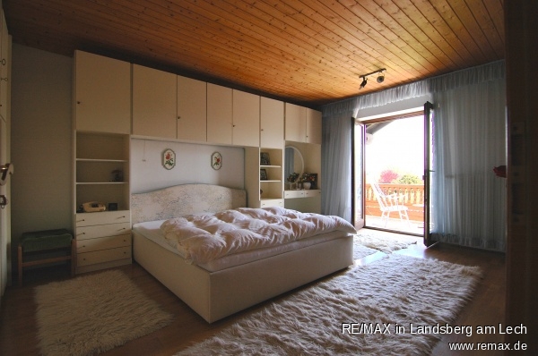 Schlafzimmer im Obergeschoss Einfamilienhaus Geltendorf