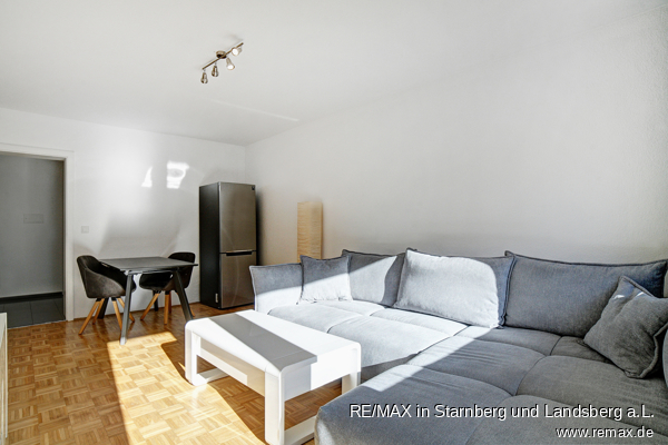 Lichtdurchflutetes Wohnzimmer Etagenwohnung M�nchen