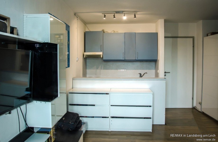 04_KuechenZeile_3035-PSc Etagenwohnung M�nchen