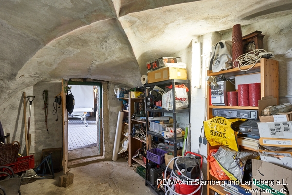 Lagerraum neben dem Stadel Einfamilienhaus Ergoldsbach / Langenhettenbach