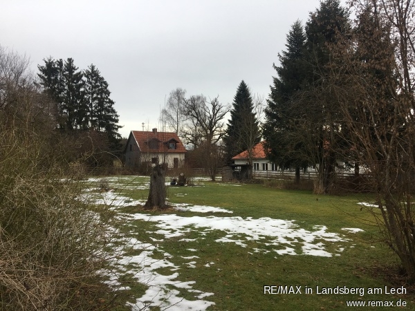 Grundst�ck im Winter Wohngrundst�ck Unterdie�en