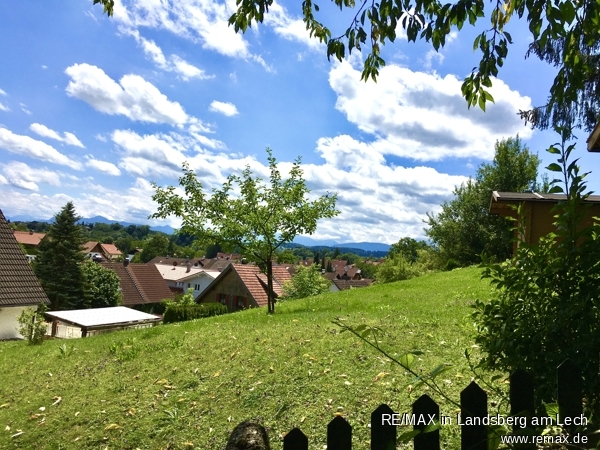 Blick vom Grundst�ck Pei�enberg Wohngrundst�ck V E R K A U F T: Baugrundst�ck mit Bergblick in Pei�enberg