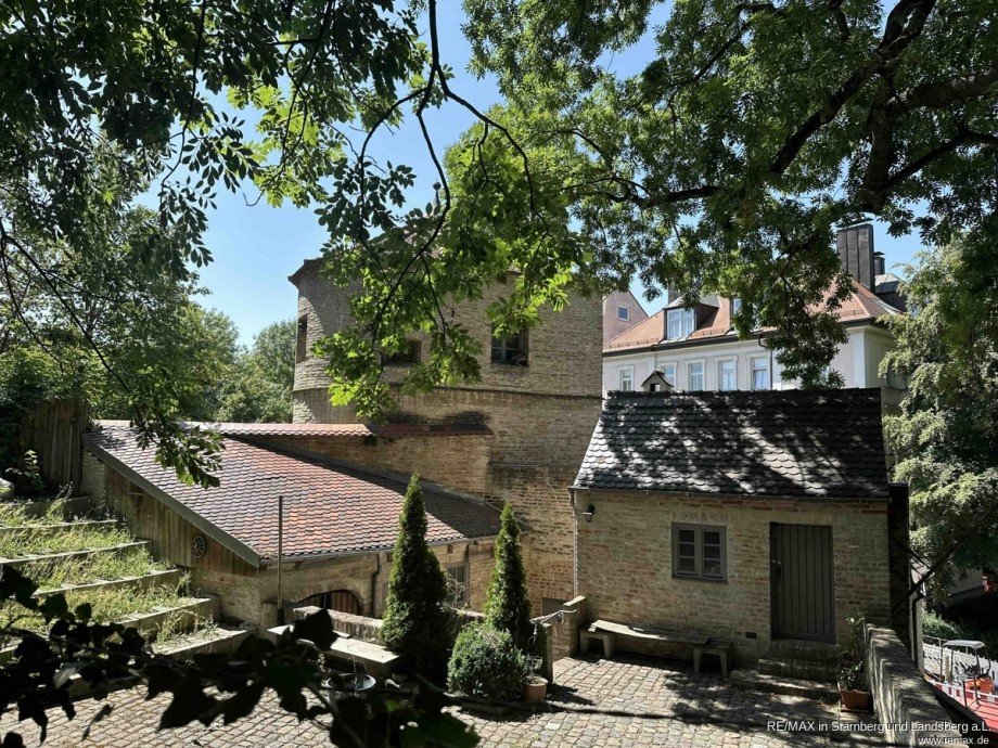 Umfeld Jakoberwall Turm Erdgeschosswohnung Augsburg