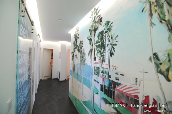 Flur mit Wandmalerei Etagenwohnung M�nchen