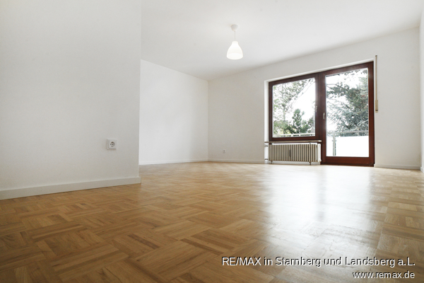 Ger�umiger Wohn-Schlaf-Raum REMAX PSc-1008 1 Zi ETW WestParkREAMX PSc-1008 1 Zi ETW WestPark - REMAX PSc-1008 1 Zi ETW WestPark Etagenwohnung M�nchen / Westpark