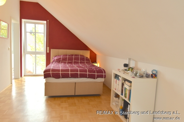 4. Schlafzimmer im DG Doppelhaush�lfte Windach