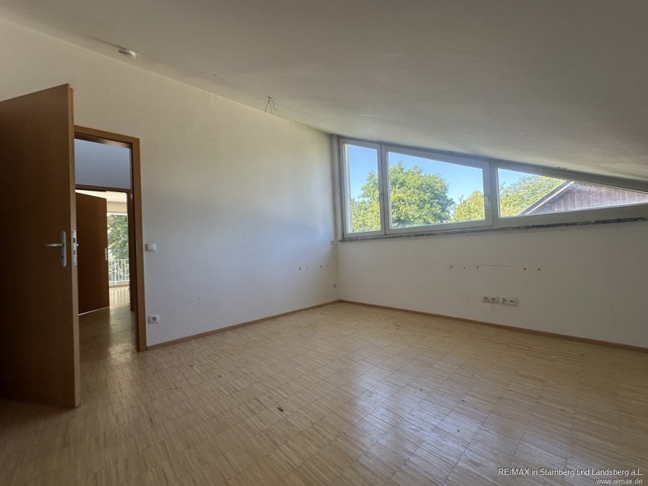 Zimmer Nord-West im DG Reihenendhaus Schondorf