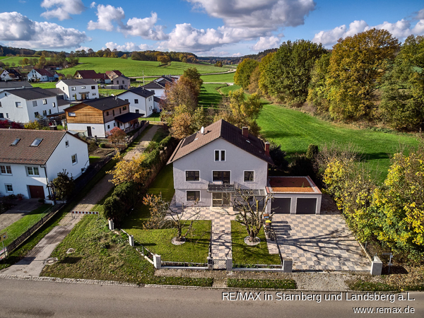 Haus und Grundsr�ck Erdgeschosswohnung Schiltberg