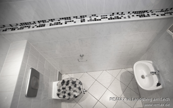 G�ste-WC aus der Vogelperspektive Etagenwohnung Germering