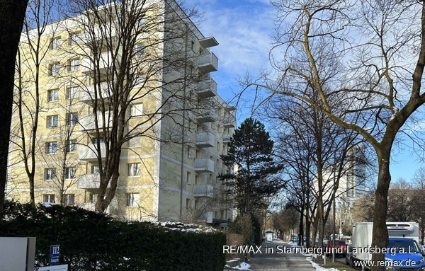 Haus Ansicht von Osten Etagenwohnung M�nchen / Bogenhausen