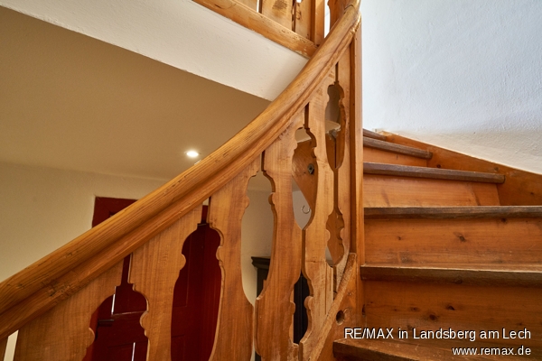 OG Treppe Bauernhaus Die�en