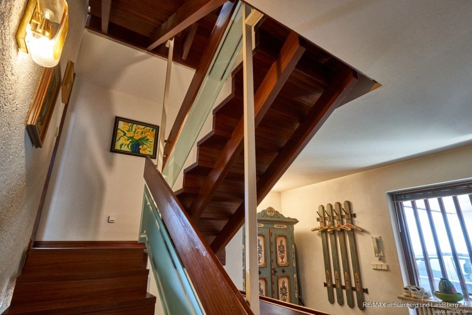 Treppe ins OG Doppelhaush�lfte Vaterstetten