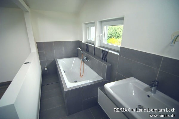 Offenes Bad im OG Einfamilienhaus Westendorf