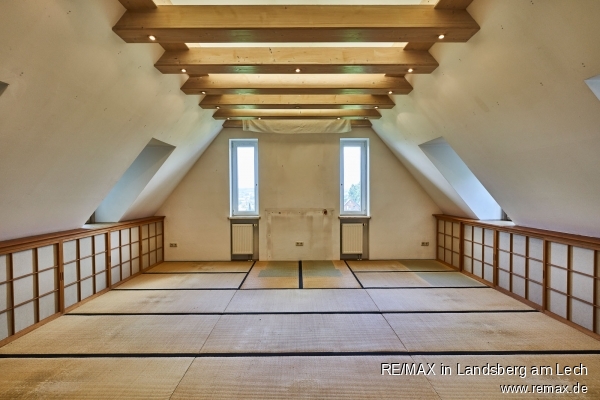 Lounge oder Chill-Area? Wohnraumgef�hl - hier wird es anschaulich Doppelhaush�lfte Dinkelscherben