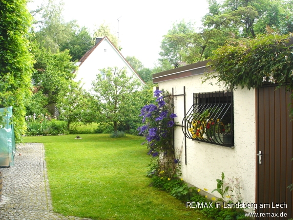Ostseite Sommer Doppelhaush�lfte Inning am Ammersee