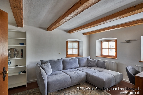 Wohn-E�zimmer Landhaus Mallersdorf-Pfaffenberg / Oberellenbach