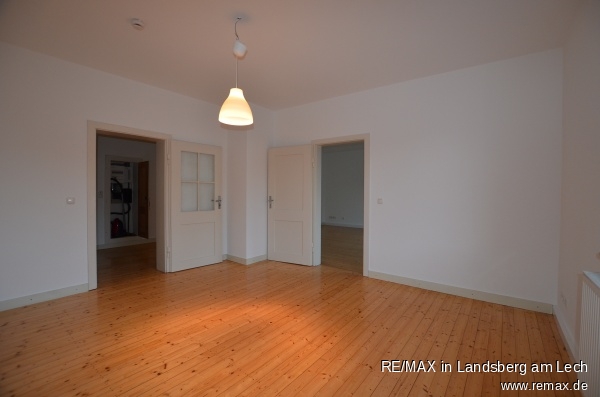 Der Wohnraum rechts Etagenwohnung Gie�en