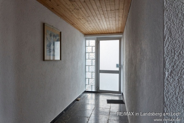 Hauseingang Einfamilienhaus Finning / Entraching