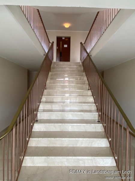 Treppenhaus Erdgeschosswohnung Gilching