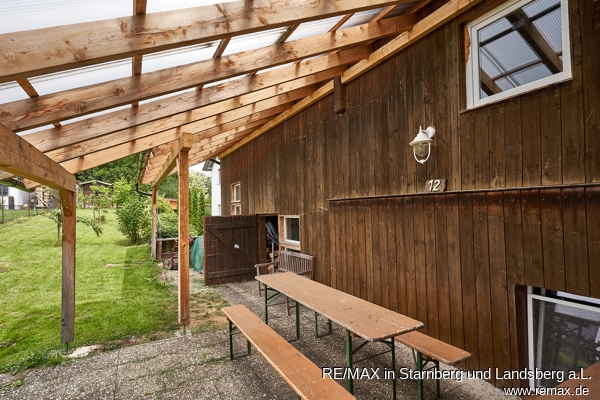 Weitere Terrasse, ebenfalls �berdacht Einfamilienhaus Mallersdorf-Pfaffenberg / Oberellenbach