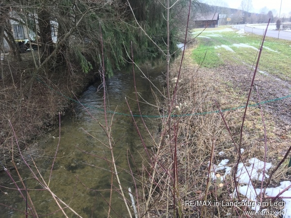Nahe dem Grundst�ck Wohngrundst�ck Unterdie�en
