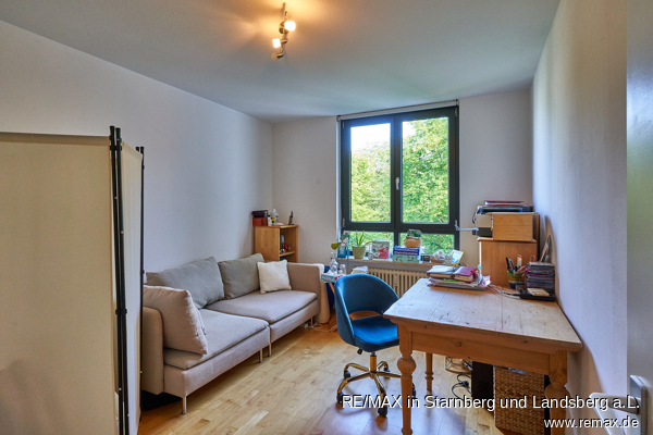 Arbeitszimmer S�d-Ost Etagenwohnung M�nchen / Sendling